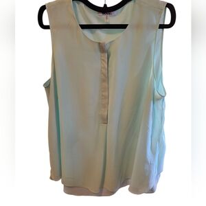 2X DKNYC Light Green Flowy And Feminine Sleeveless Blouse